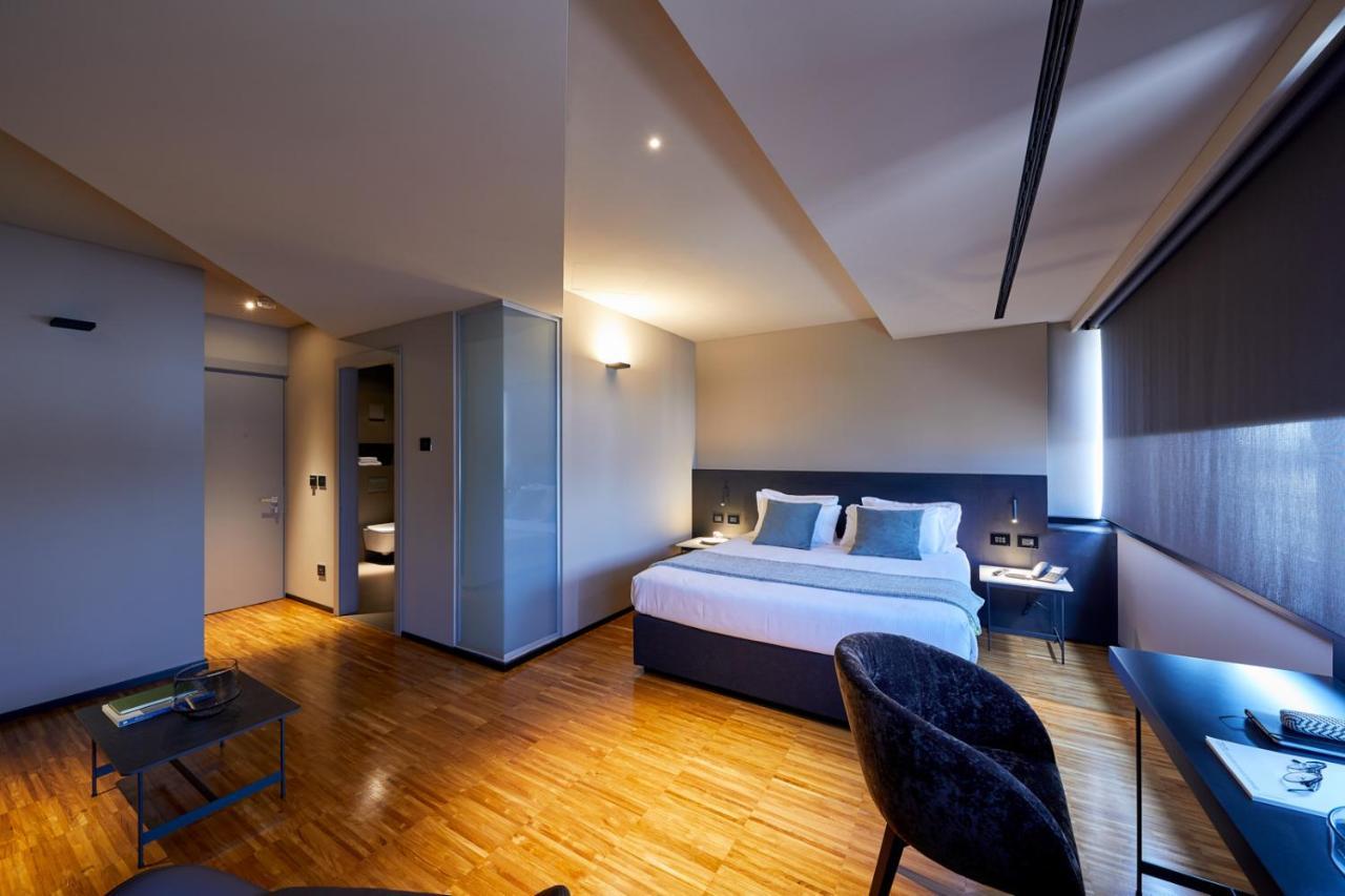 Delparco Hotel Buttrio Eksteriør bilde